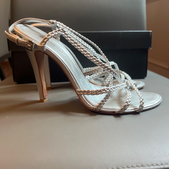 BCBGMAXAZRIA MA-Norwich Silver Heels – Metallic Leather, Size 7.5M - Picture 2 of 6